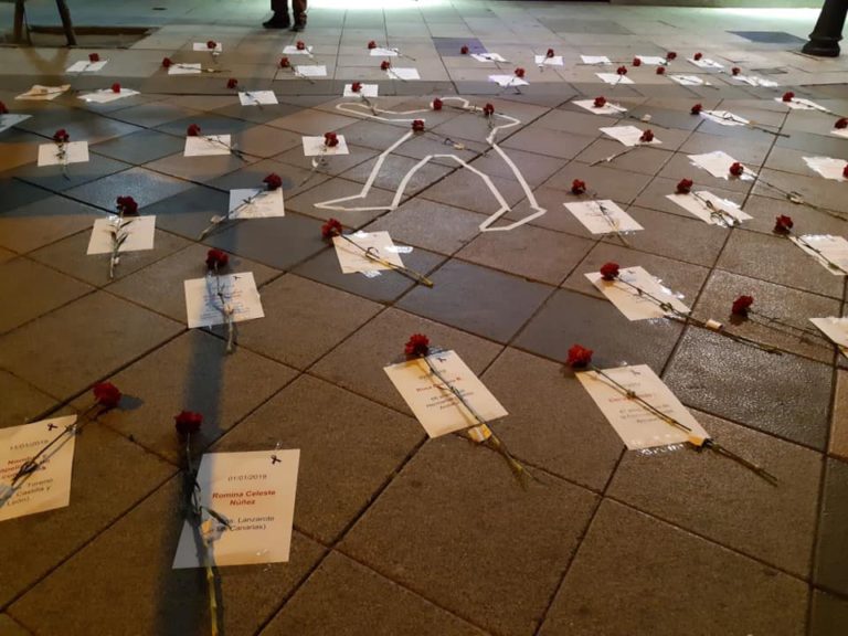 El PSOE de Villa de Vallecas recuerda a las víctimas de la violencia de género