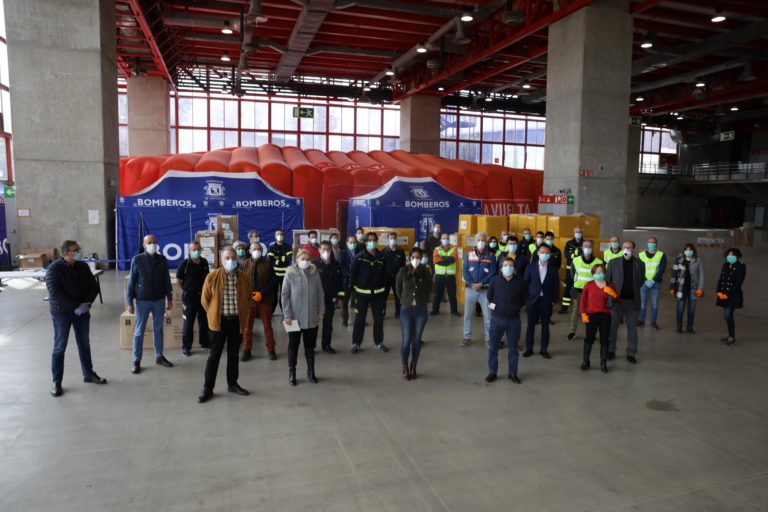 Madrid recibe donaciones de mascarillas, guantes y gafas de protección