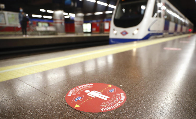 Metro instala nueva señalización de cara a la desescalada