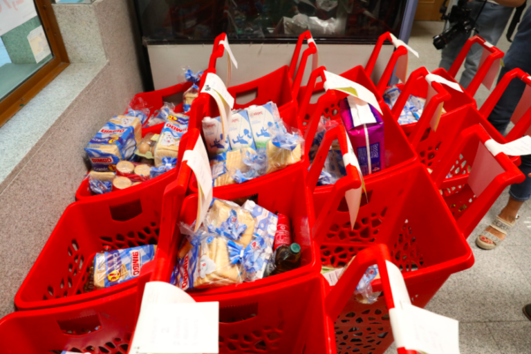 Las ayudas de alimentación del ayuntamiento llegan hasta Villa de Vallecas