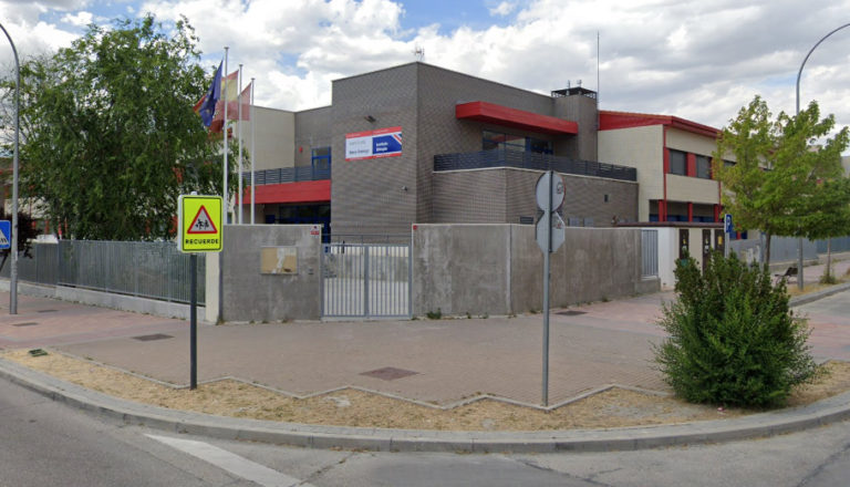 IES maria rodrigo