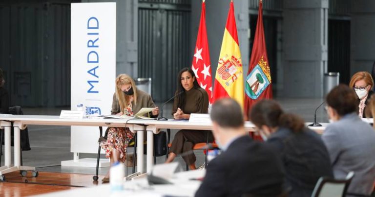 Nuevos itinerarios peatonales y carriles bici para Villa de Vallecas del Plan SURES, a repaso