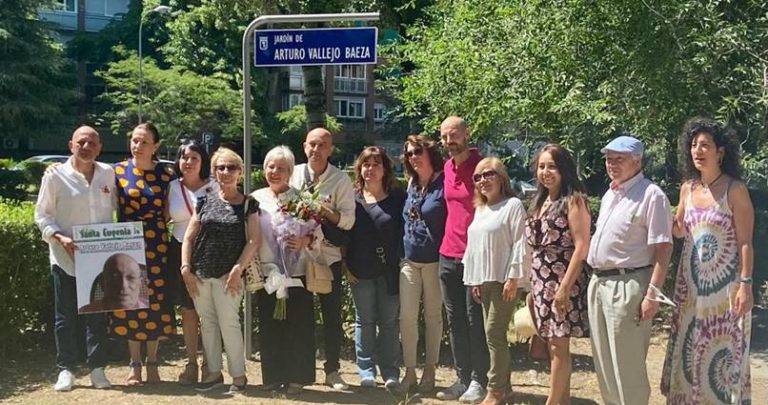 ‘Jardines Arturo Vallejo Baeza’, este es el homenaje al editor de la Revista Santa Eugenia