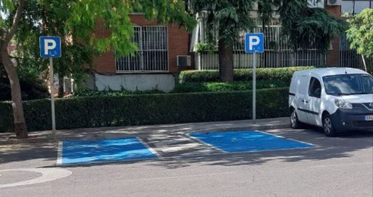 Llega a Santa Eugenia la mejora de las plazas de aparcamiento para personas con movilidad reducida