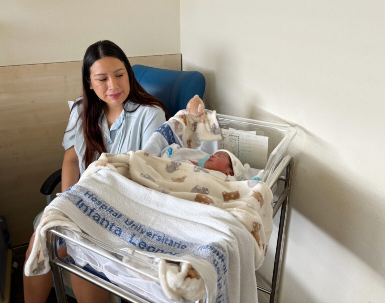El Hospital Infanta Leonor registra uno de los primeros nacimientos de 2026 en la Comunidad de Madrid