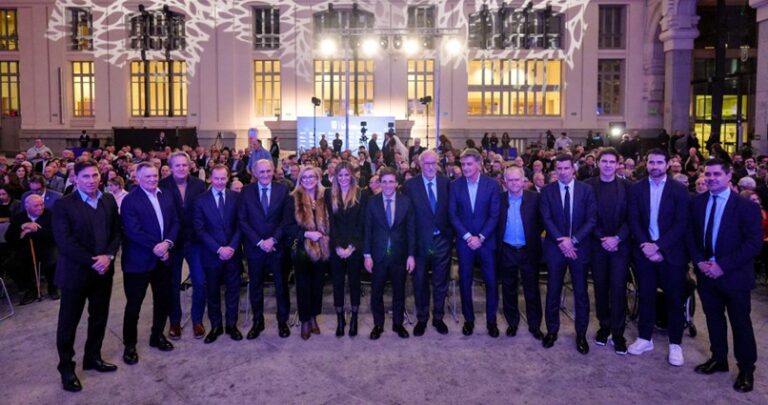 El Club Deportivo Santa Eugenia y el Club Halterofilia Vallecas, reconocidos por el Ayuntamiento como Clubes Históricos
