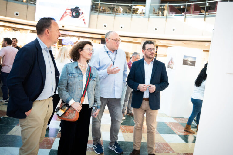 El Centro Comercial La Gavia acoge la exposición del V Certamen de Fotografía Villa de Vallecas